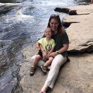 Meet your Posher, Leah